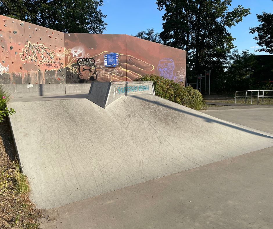 Street Section 1