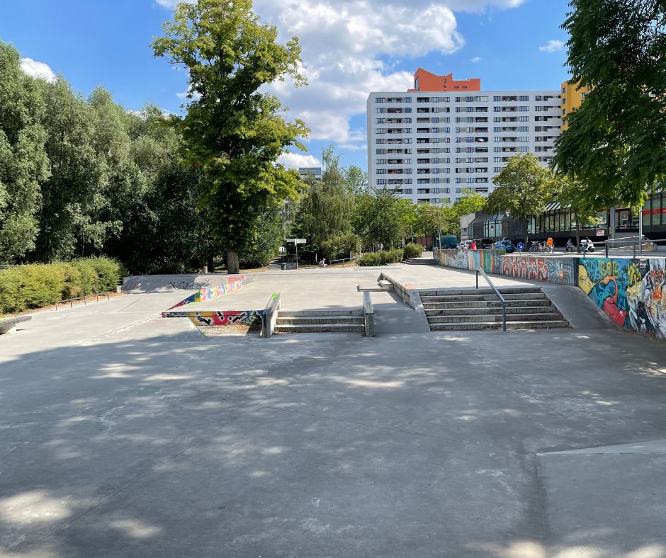 Street 2