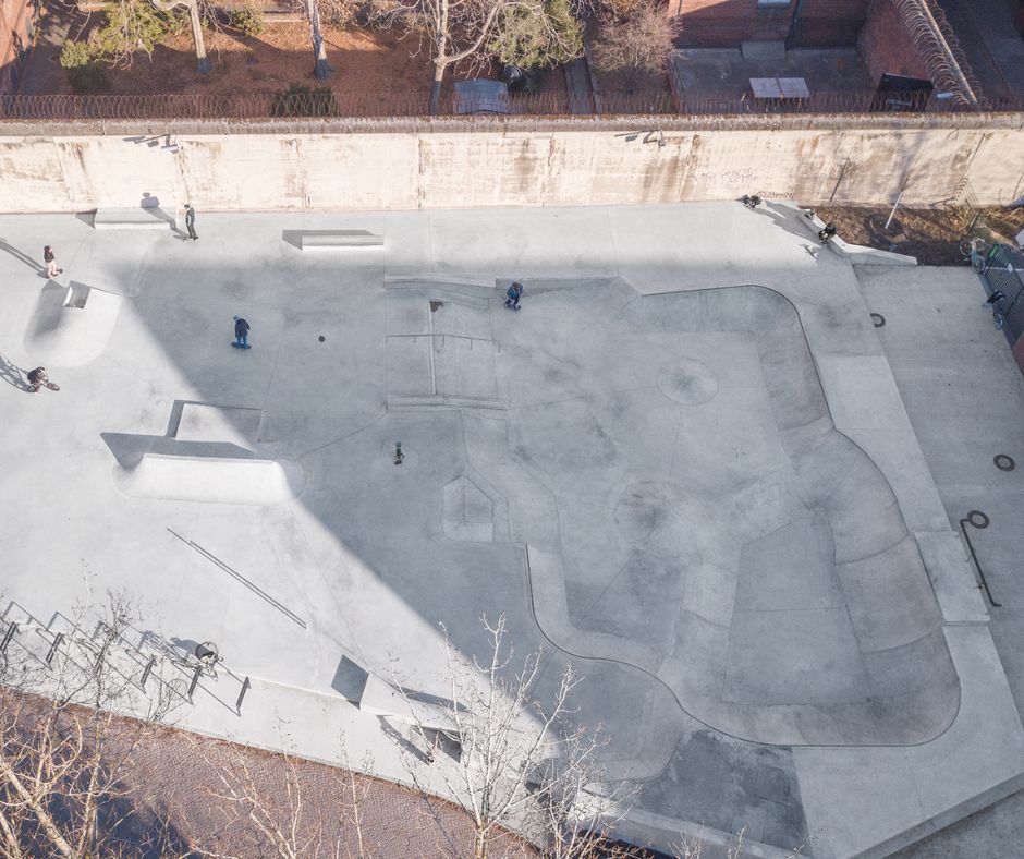 Skatepark Poststadion Berlin - Germany - Bowl
